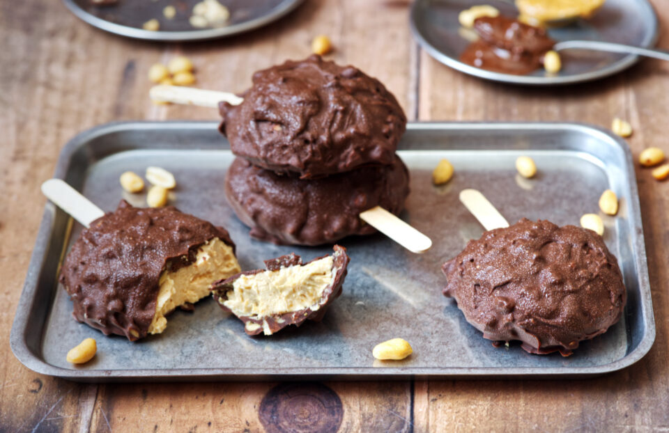 gelati con yogurt e burro di arachidi