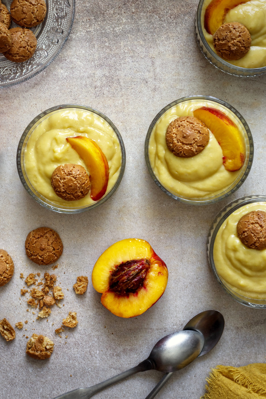 crema pasticcera alle pesche
