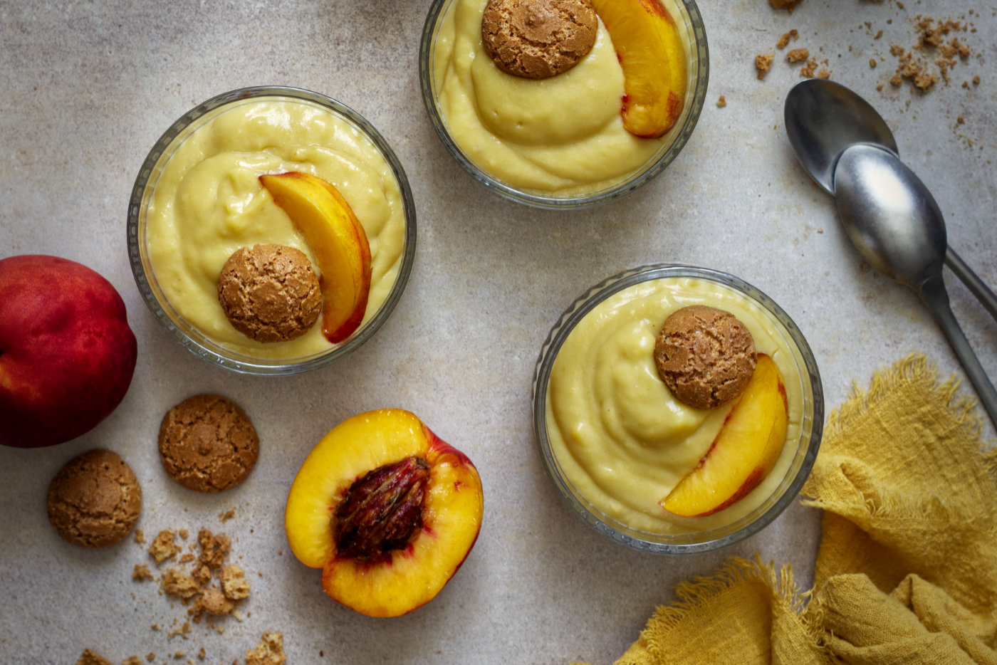 crema pasticcera alle pesche