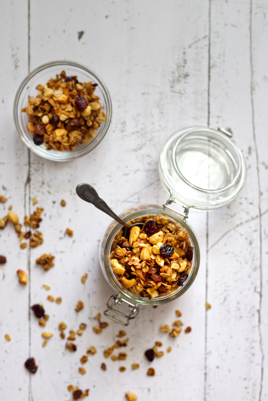 granola agli anacardi e mirtilli rossi