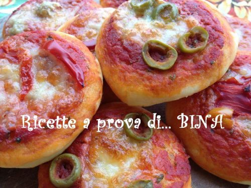 Pizzette al forno – ricetta finger food stuzzicante