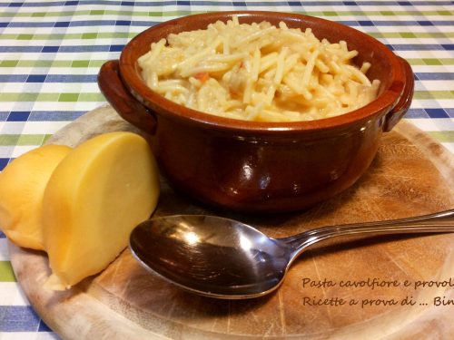 Pasta cavolfiore e provola – ricetta primo piatto