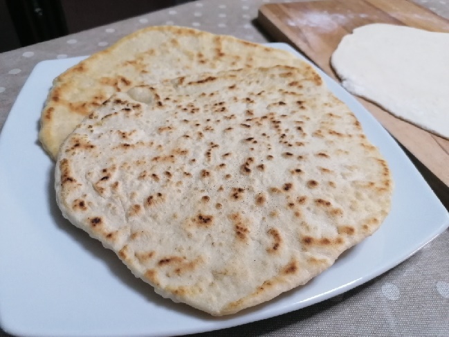 PIADINA SENZA GLUTINE >> ricetta facile e veloce con farina di QUINOA – D&A  - Videoricette