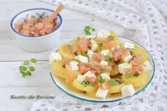 insalata di patate con cipolle caramellate e pecorino