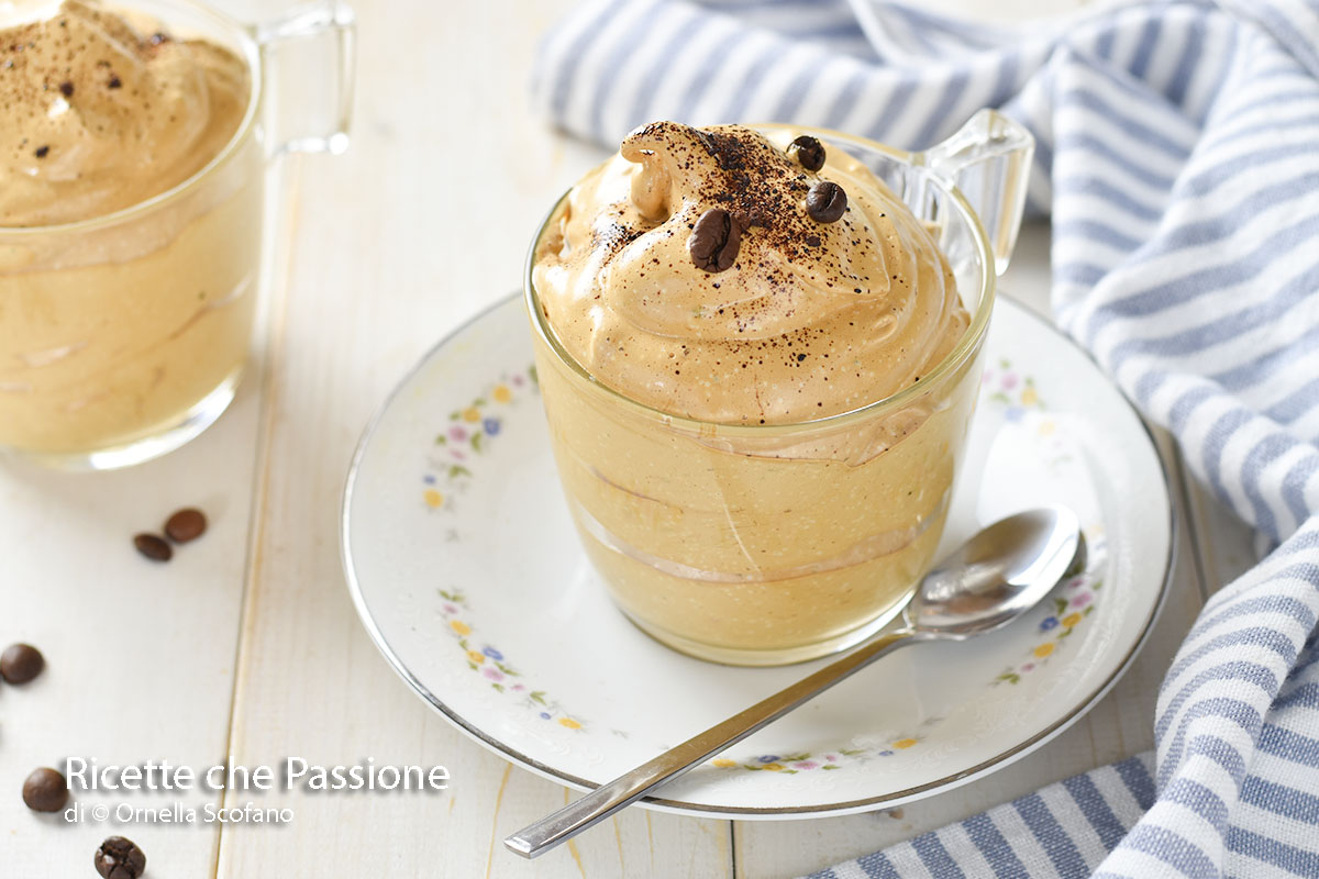 Crema Fredda Di Caffè All'acqua Più Leggera - Ricette Che Passione Di ...