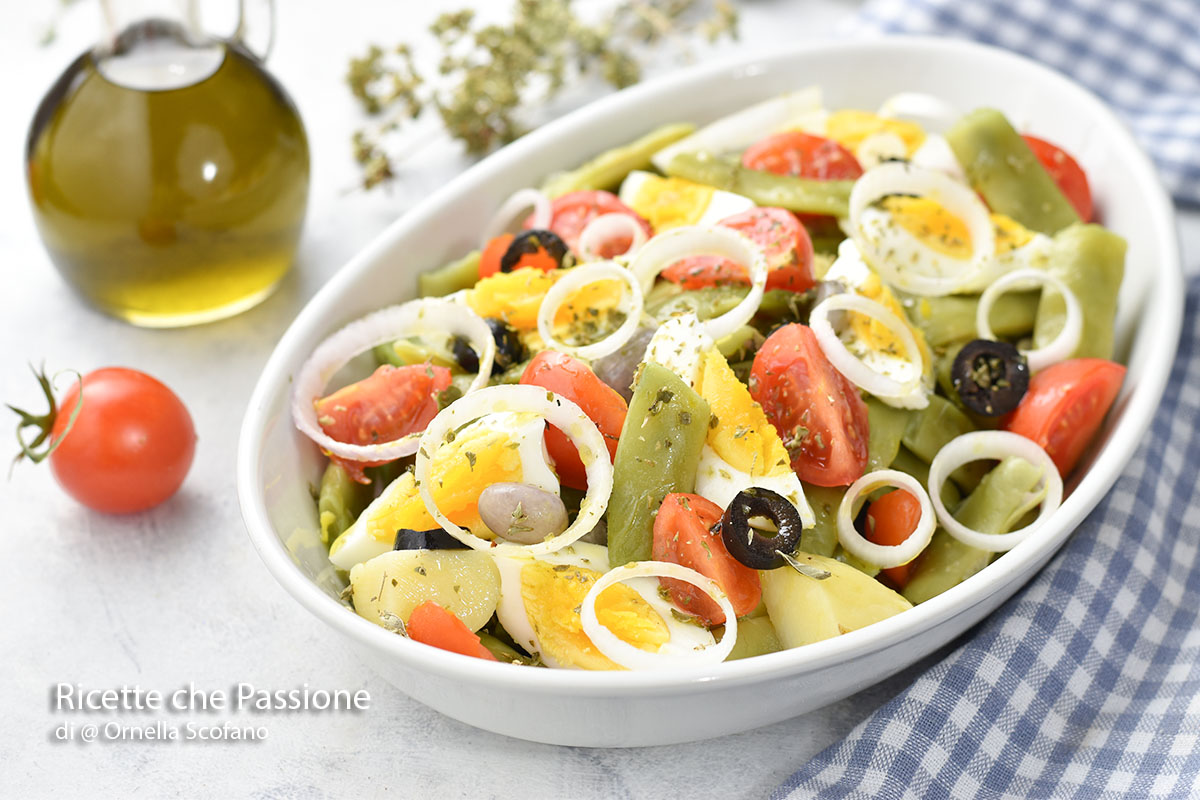 ricetta insalata di fagiolini e uova sode con cipolla rossa di Tropea