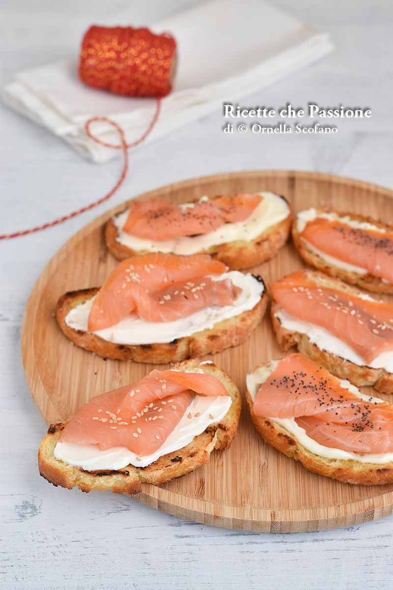 Crostini Al Salmone Affumicato Ricette Che Passione Di Ornella Scofano