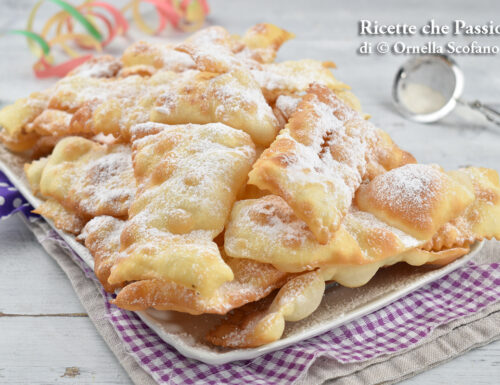Chiacchiere allo yogurt senza uova e senza burro