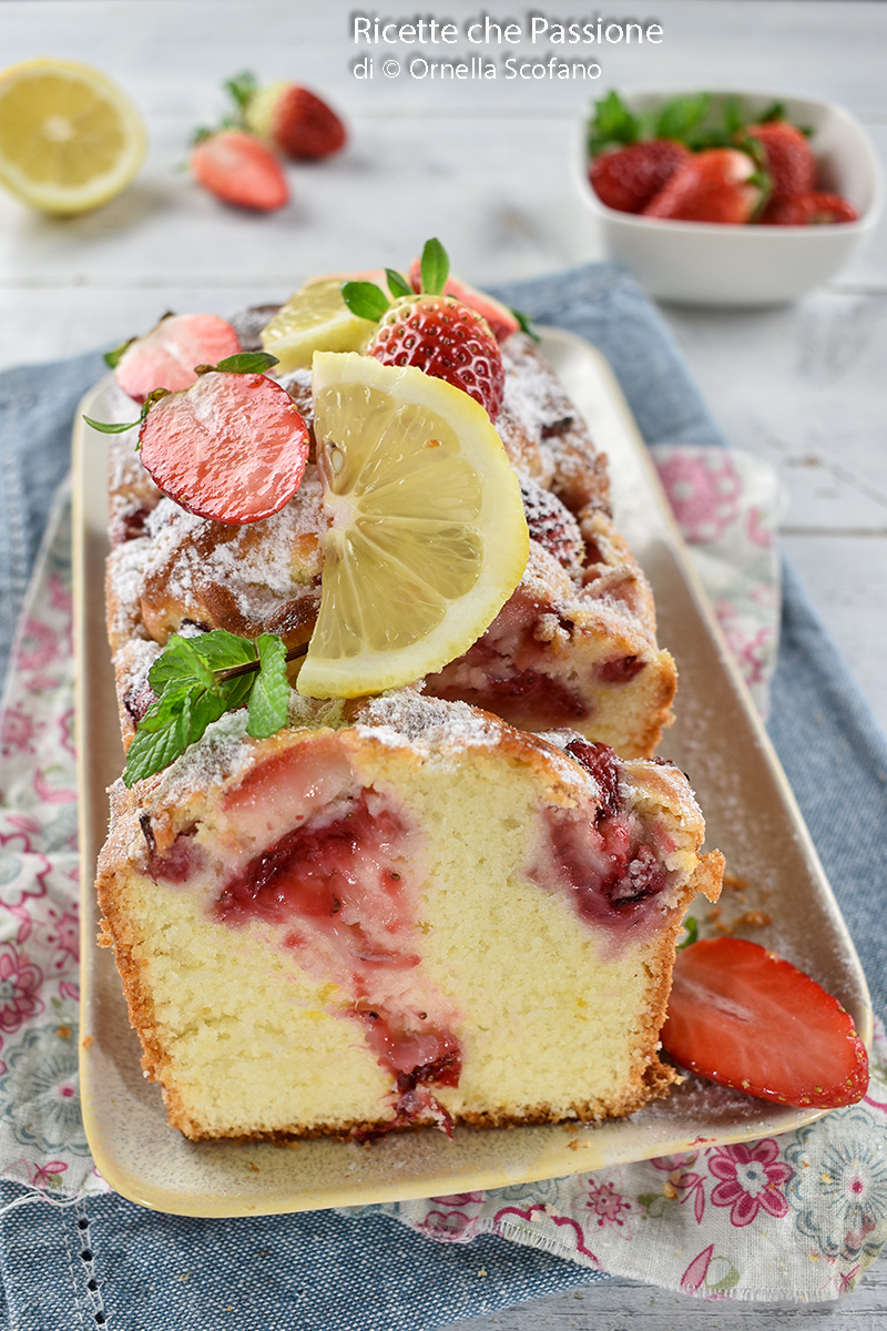 Plumcake alla fragole e limone