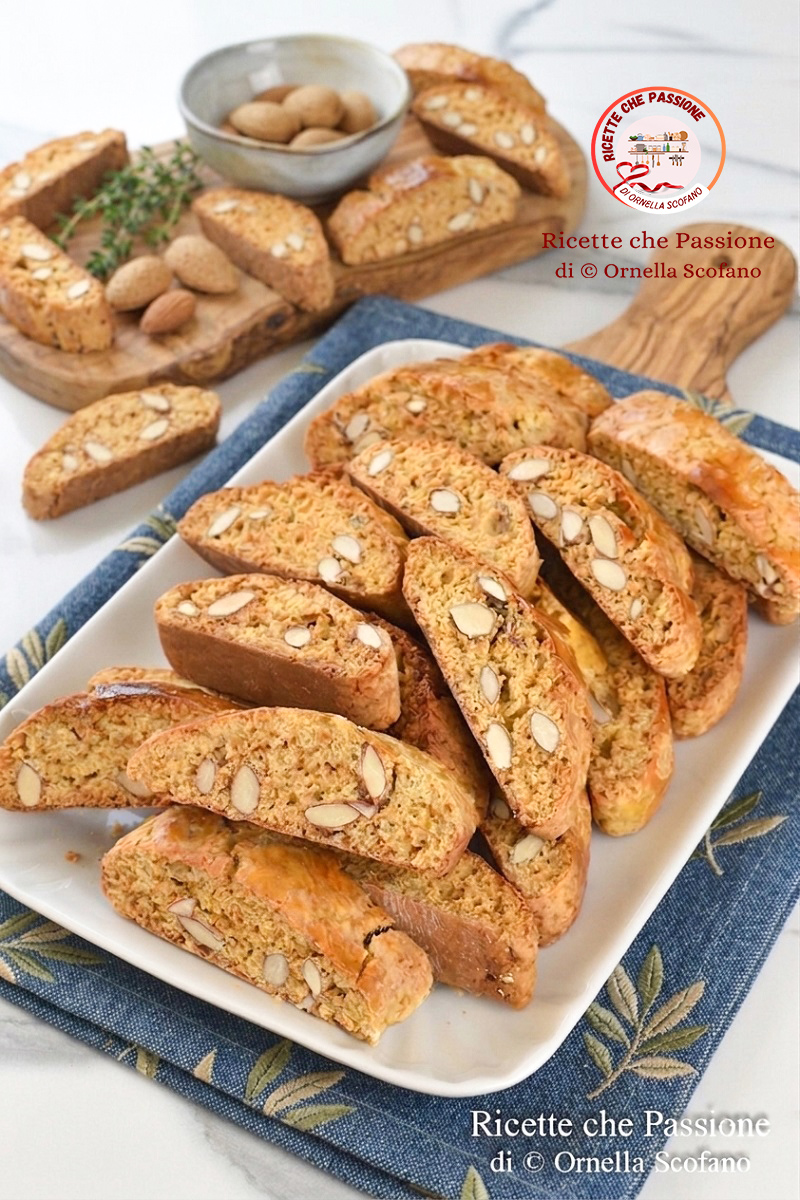 tozzetti alle mandorle