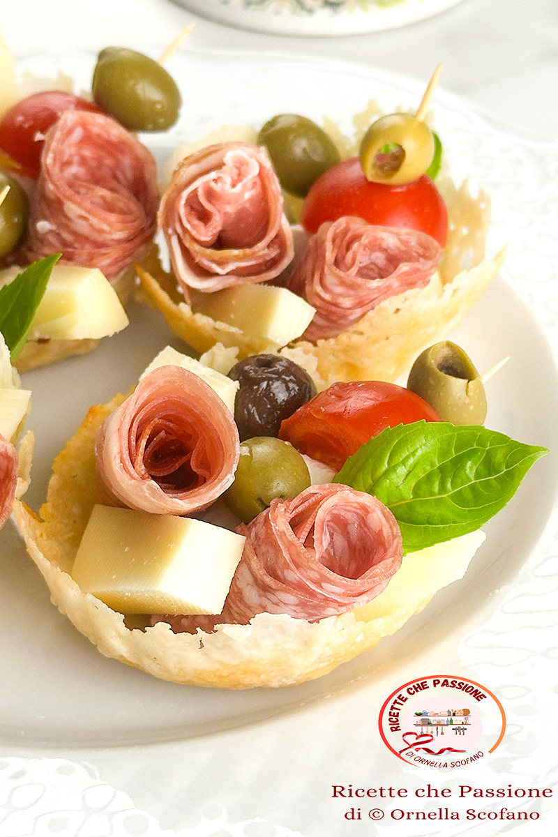 cestini di parmigiano farciti