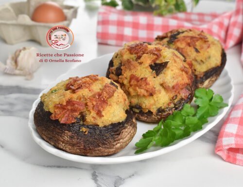 Funghi portobello ripieni con salame in friggitrice ad aria