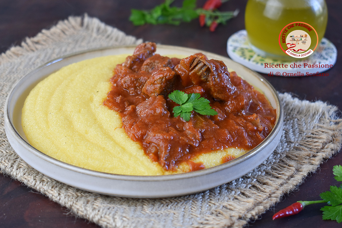 ricetta polenta con ragù a pezzi