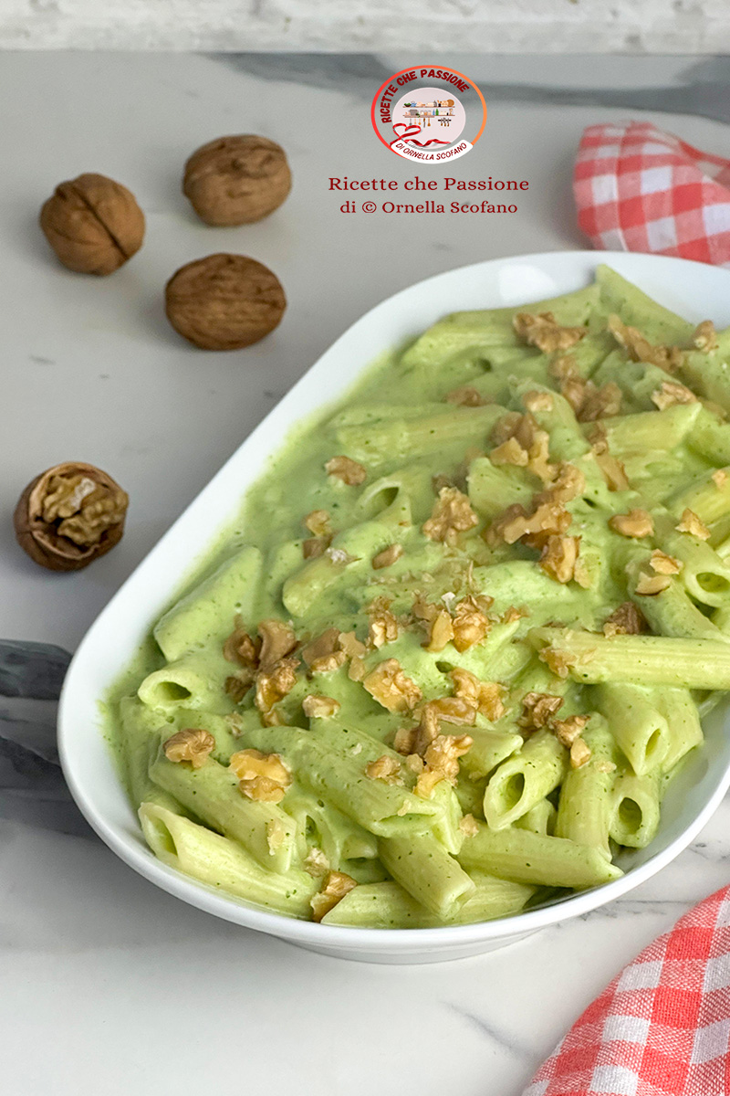 Pasta con crema di broccoli e philadelphia con un gusto delicato ...