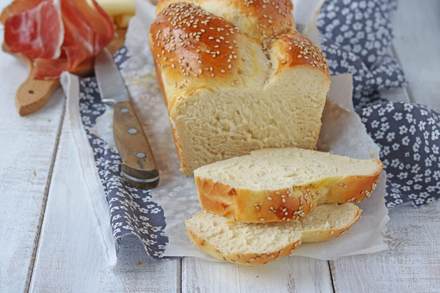 pan brioche salato veloce senza burro alto e soffice