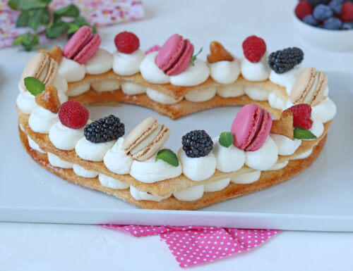 CREAM TART DI SFOGLIA A FORMA DI CUORE