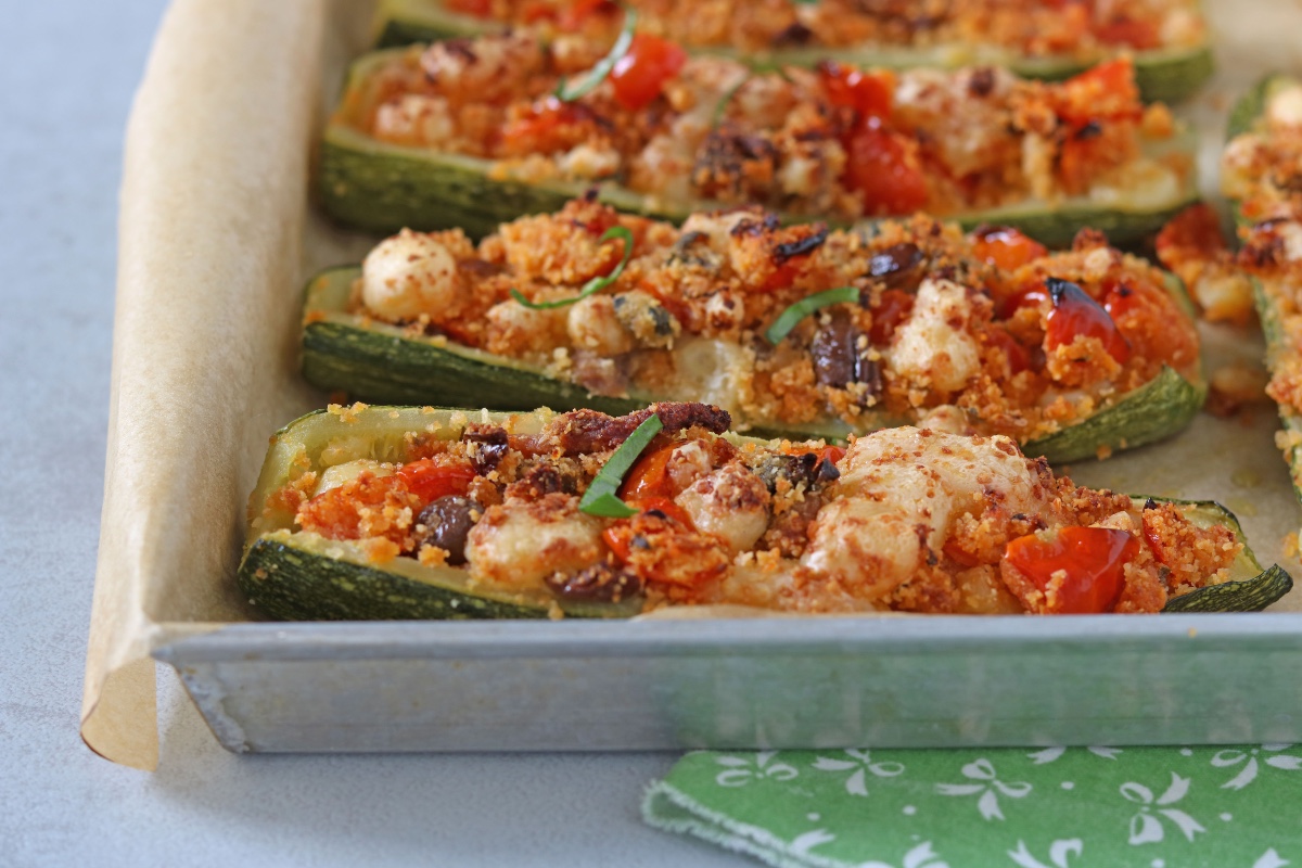 Le zucchine ripiene alla mediterranea: il mio secondo estivo preferito ...