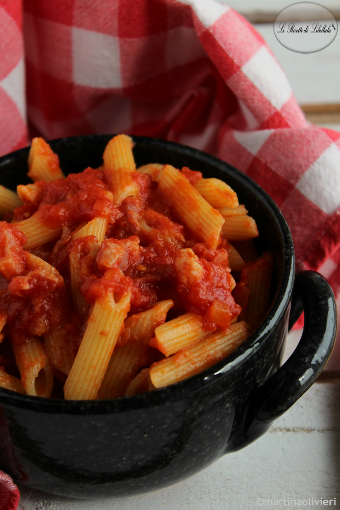 con sugo di pancetta