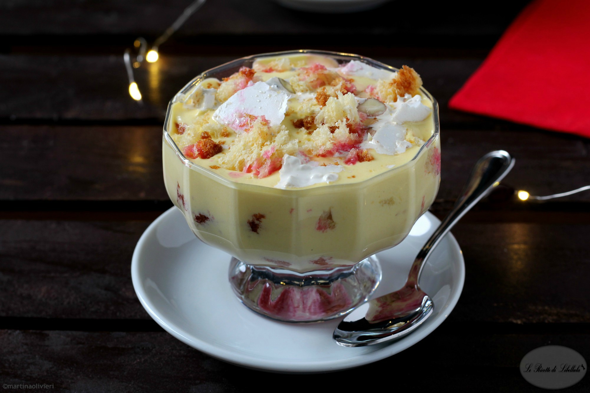 Coppe con crema al torrone e pandoro
