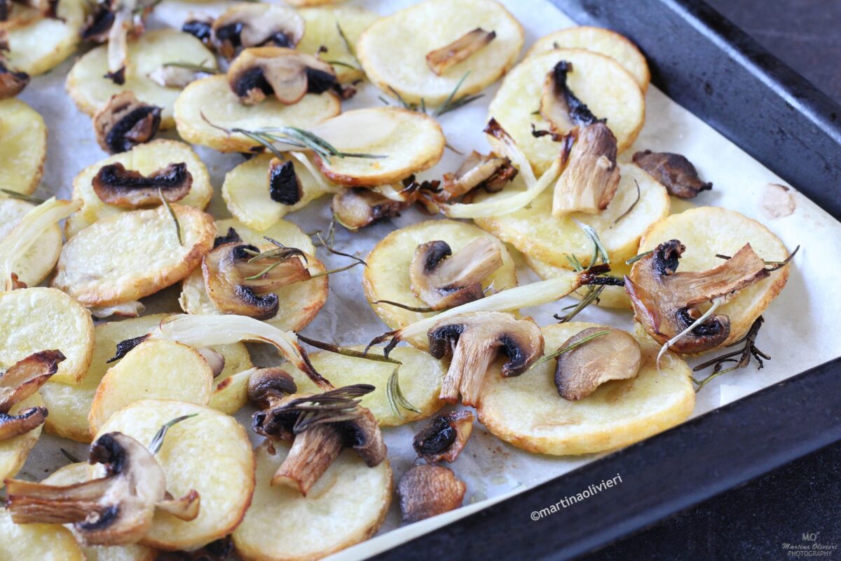 Funghi e patate al forno