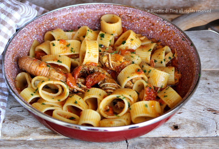 CALAMARATA CON SUGO DI SCAMPI PRIMO PIATTO PER IL CENONE facile