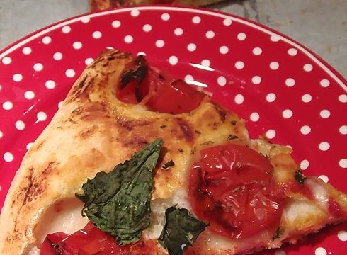 Pizza croccante pomodoro e basilico | impasto pizza