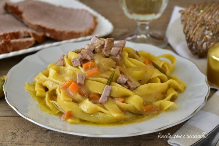 Tagliatelle COTTE in salsa Arrosto PIATTO Ricette Menu di Natale