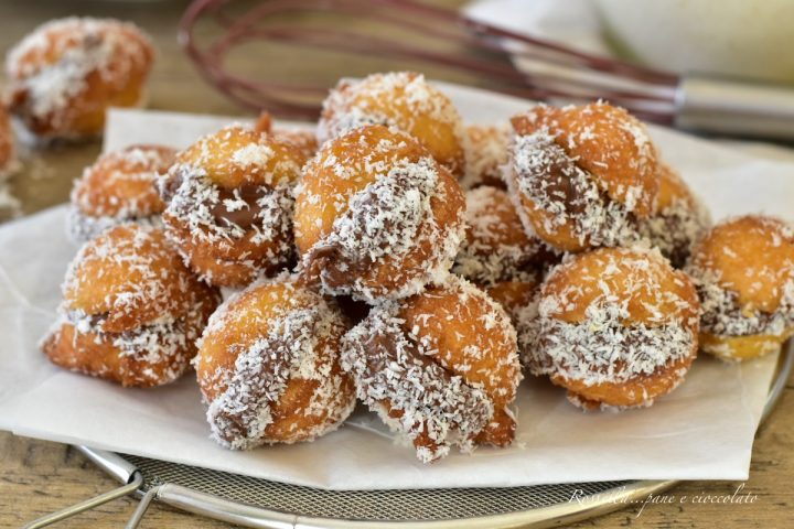 frittelle cocco e nutella dolce con la nutella senza lievitazione ricetta veloce ricetta di Carnevale