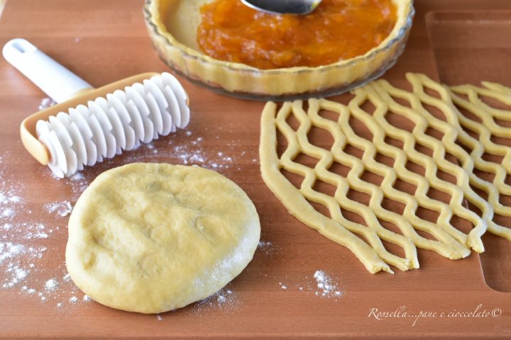 Impasto di Pasta Frolla per Crostate alla Marmellata DOLCE ricetta