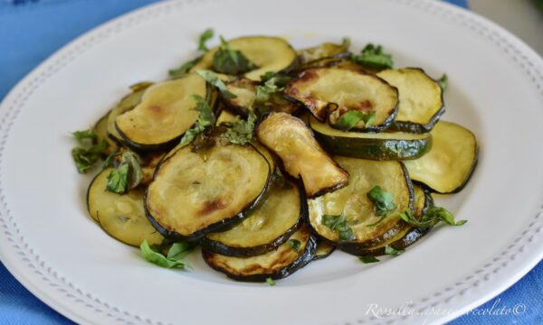 Zucchine al Basilico Trifolate Ricetta CONTORNO facile e sfizioso
