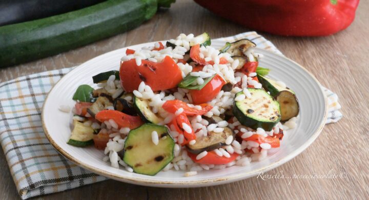 insalata di riso e verdure grigliate