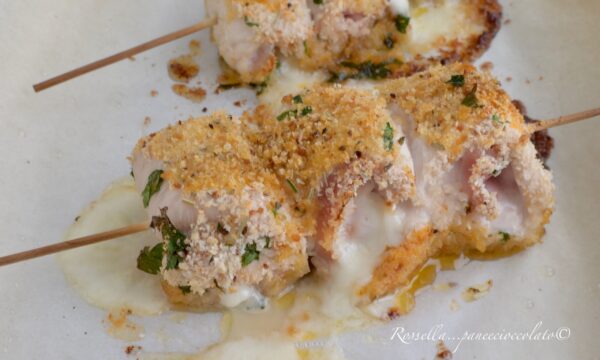 Spiedini di Pollo Ripieni di Prosciutto Cotto Secondo piatto saporito