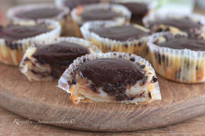 tortine ricotta e cioccolato