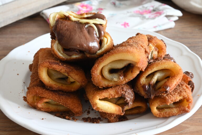 Rotolini Alla Nutella Croccanti Di Crepes Dolci Veloci E Golosi