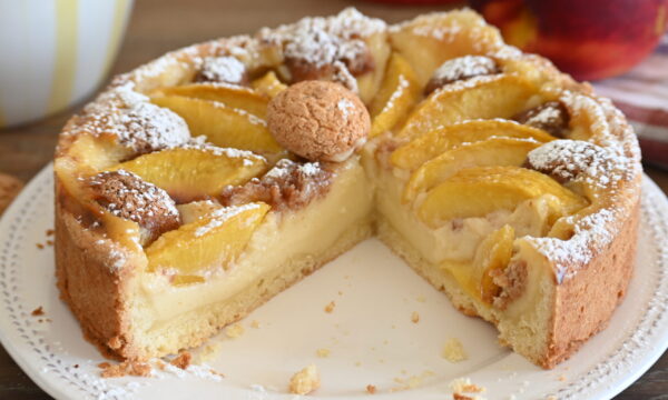 Crostata Pesche ed Amaretti