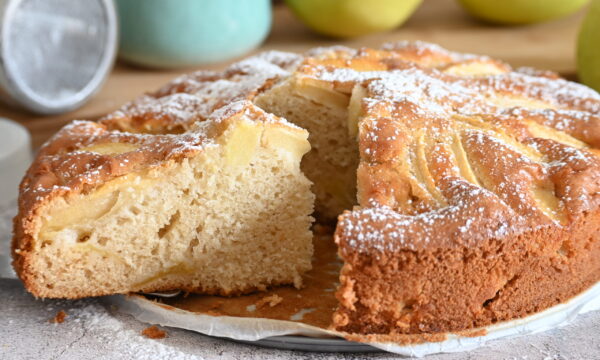 Torta con Yogurt e Mele