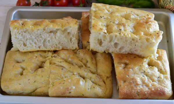 FOCACCIA alla GENOVESE