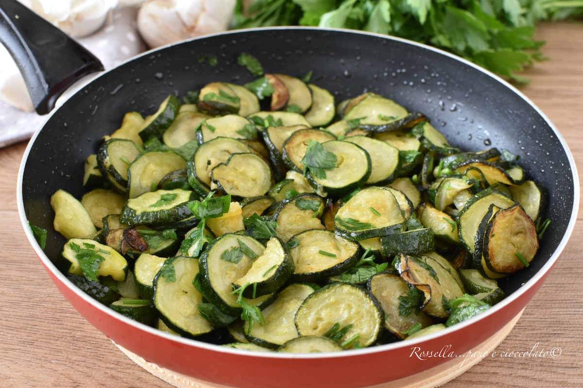 ZUCCHINE SALTATE in PADELLA