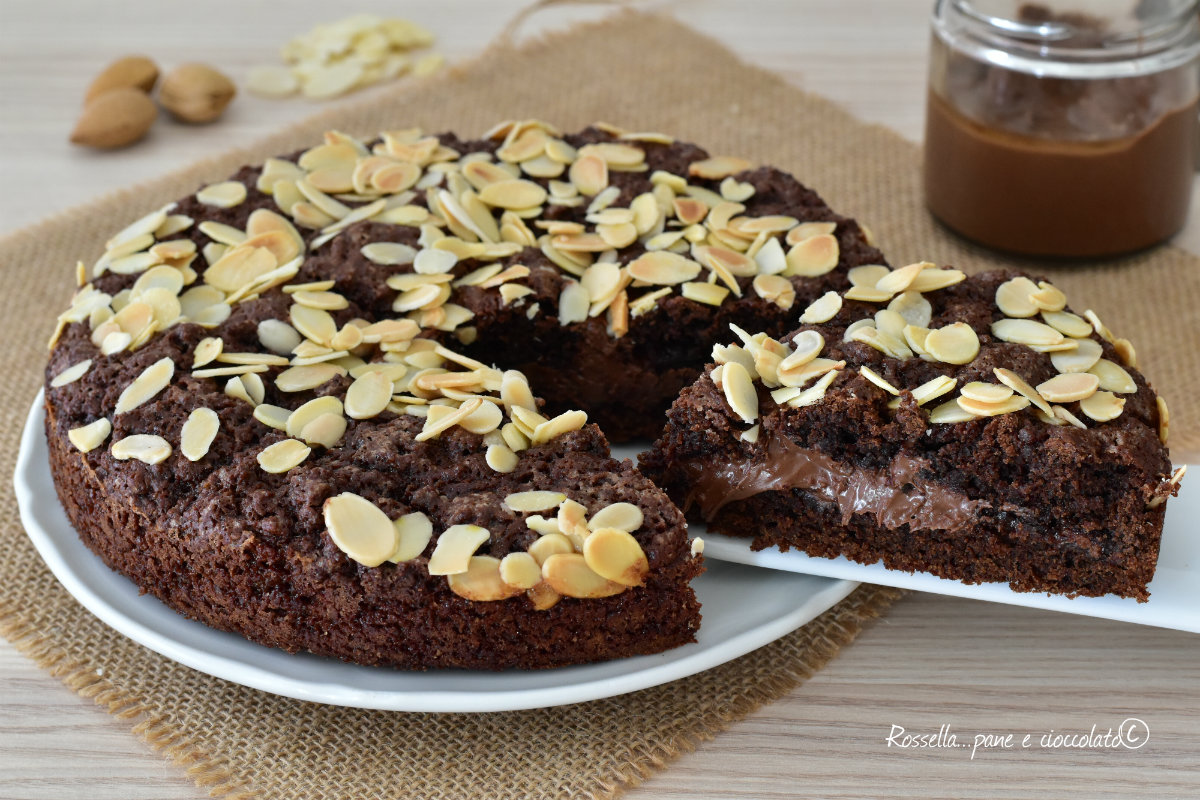 TORTA di MANDORLE e YOGURT