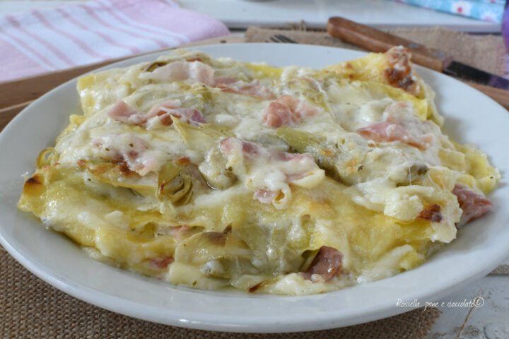 LASAGNE CARCIOFI E SALSICCIA