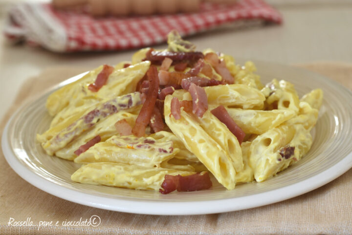 PASTA ROBIOLA E SPECK