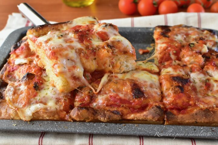 PIZZA IN TEGLIA CROCCANTE