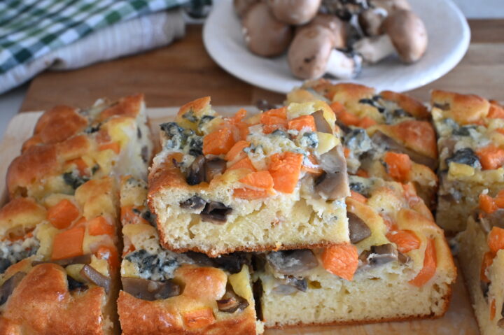 TORTA SALATA ZUCCA e FUNGHI IMPASTO MOLLE