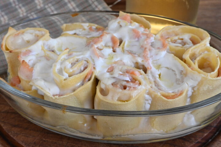 ROTOLI di PASTA al SALMONE