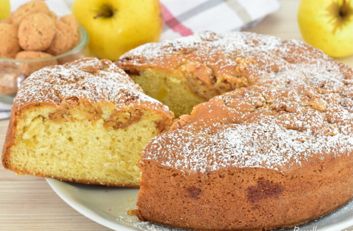TORTA DI MELE agli Amaretti Senza farina dolce alle mele