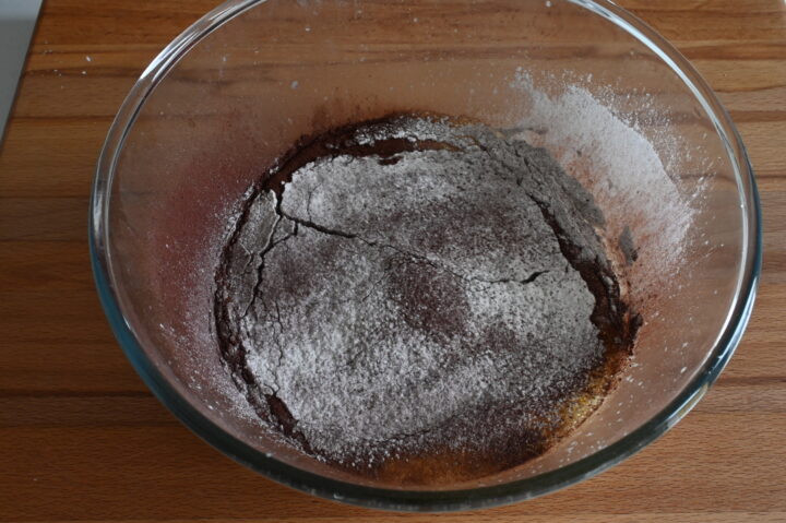 Torta al Cioccolato Fondente Cremosa