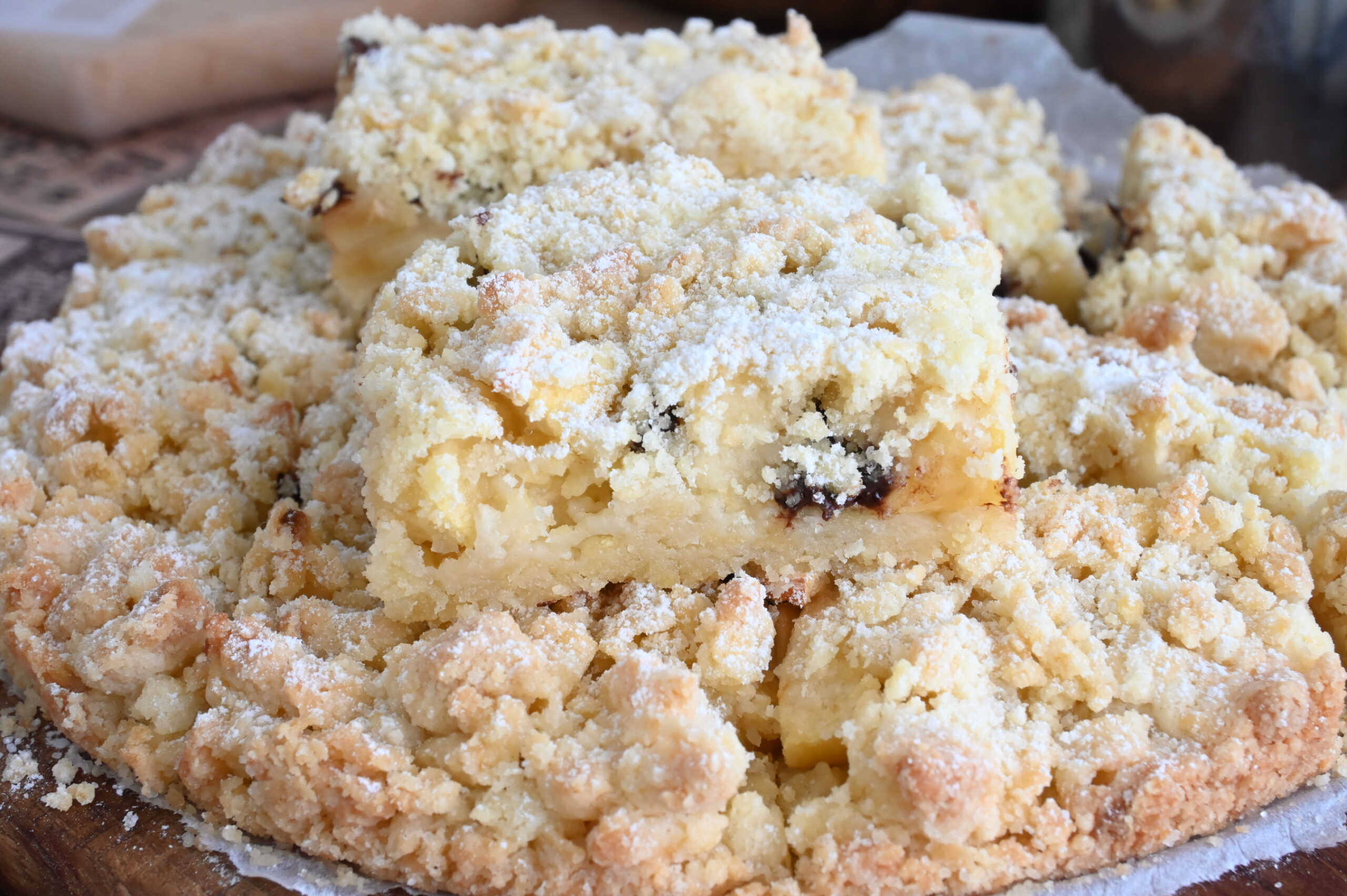 Torta di Mele Frollosa con Cioccolato