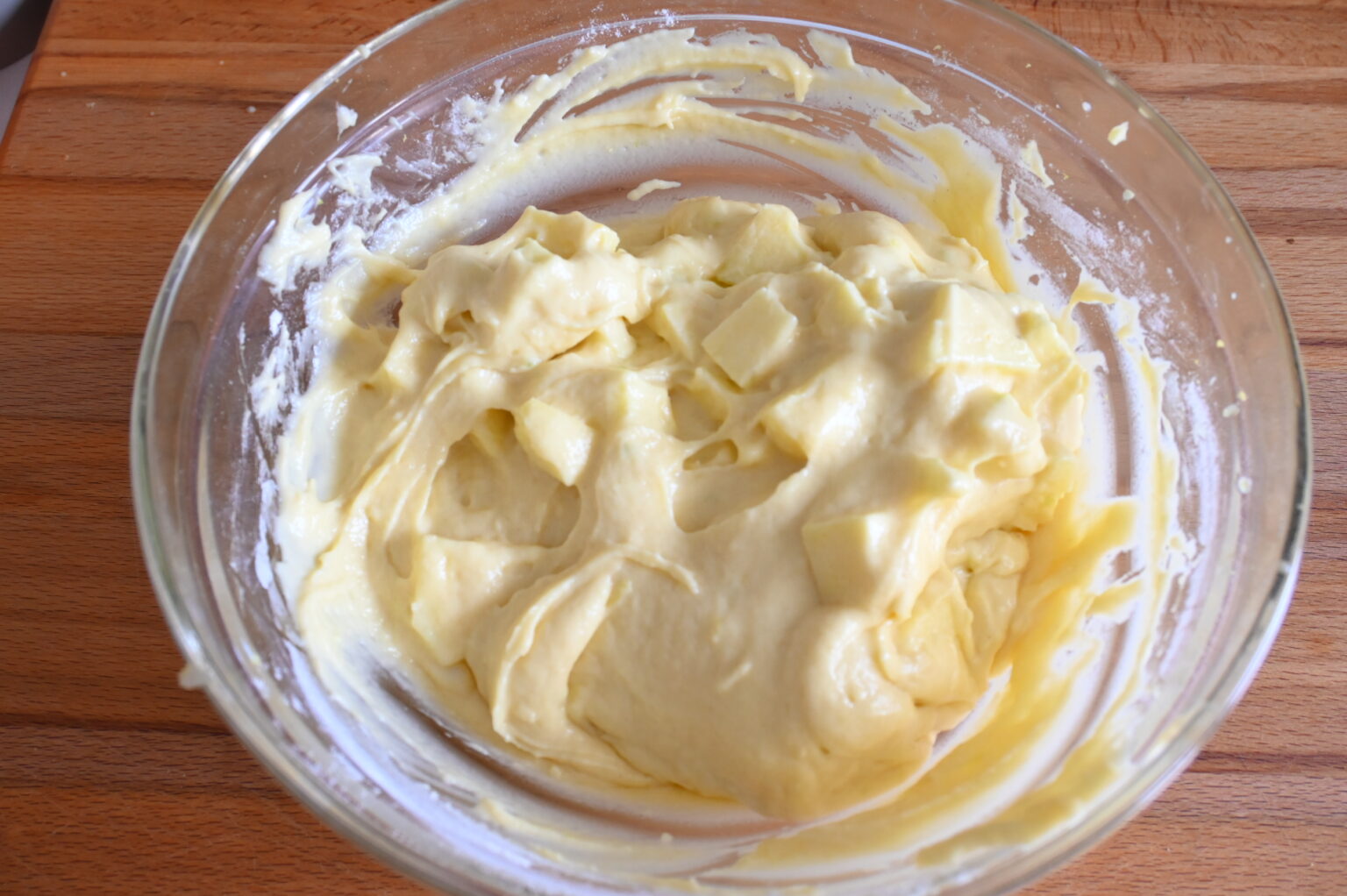 Torta di Mele con Yogurt Greco Soffice e Altissima senza burro che ...