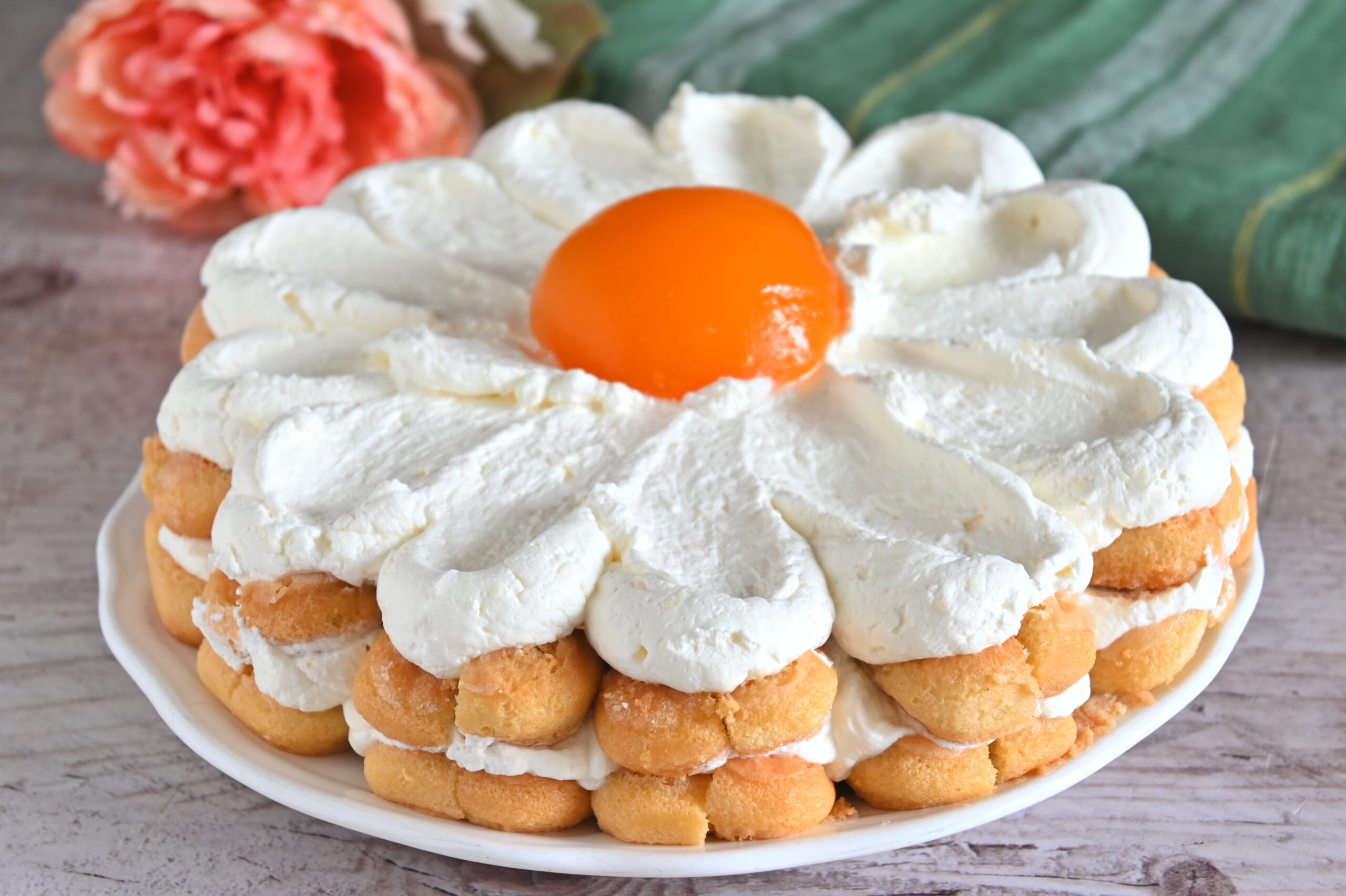 Dolce Margherita con Savoiardi e Panna