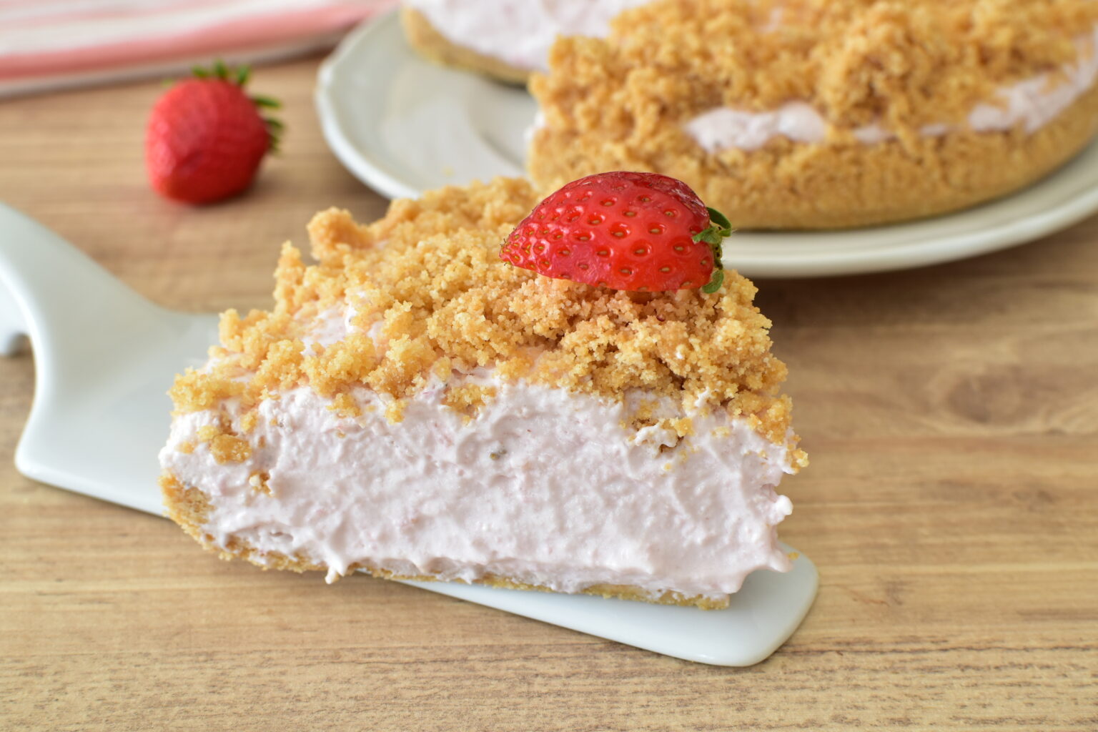 Torta fredda allo yogurt e fragole